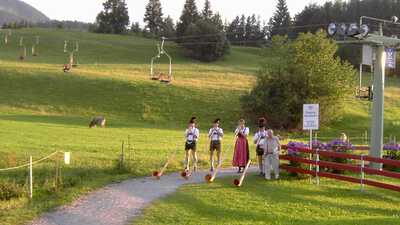 Alphornbläser beim Gondeling der Alpspitzbahn Nesselwang