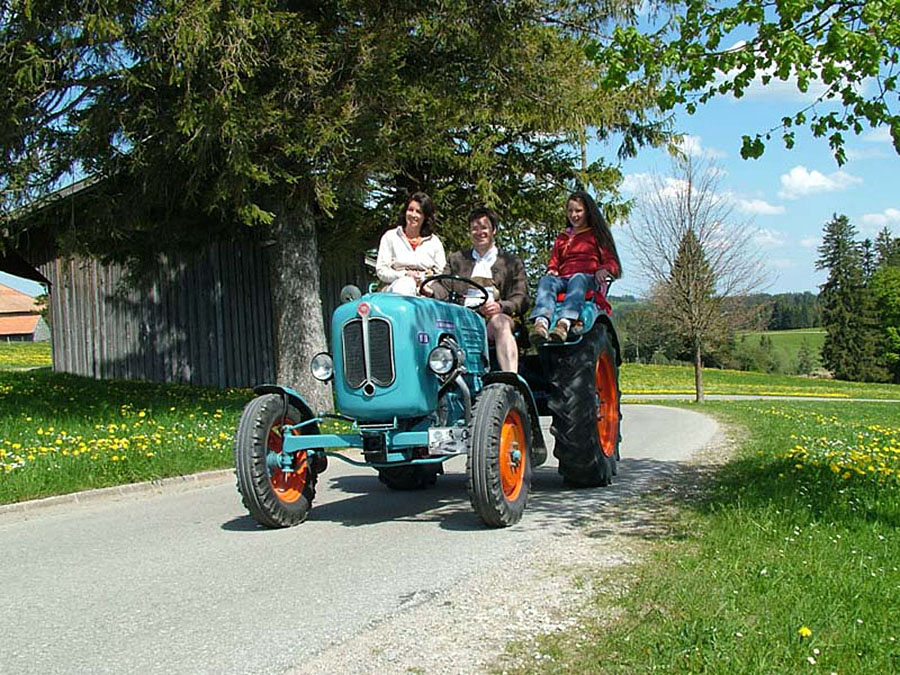 Traktor selber Fahren in Nesselwang im Allgäu