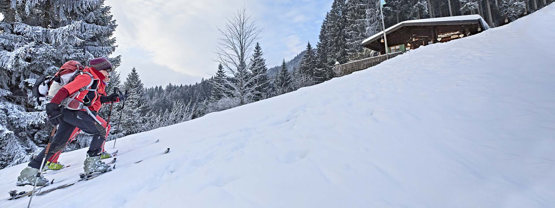 Skitourengehen an der Hündeleskopfhütte, © www.bayern.by, Gert-Krautbauer
